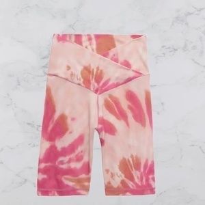**NEW** AERIE OFFLINE REAL ME CROSSOVER TIE DYE BIKE SHORT